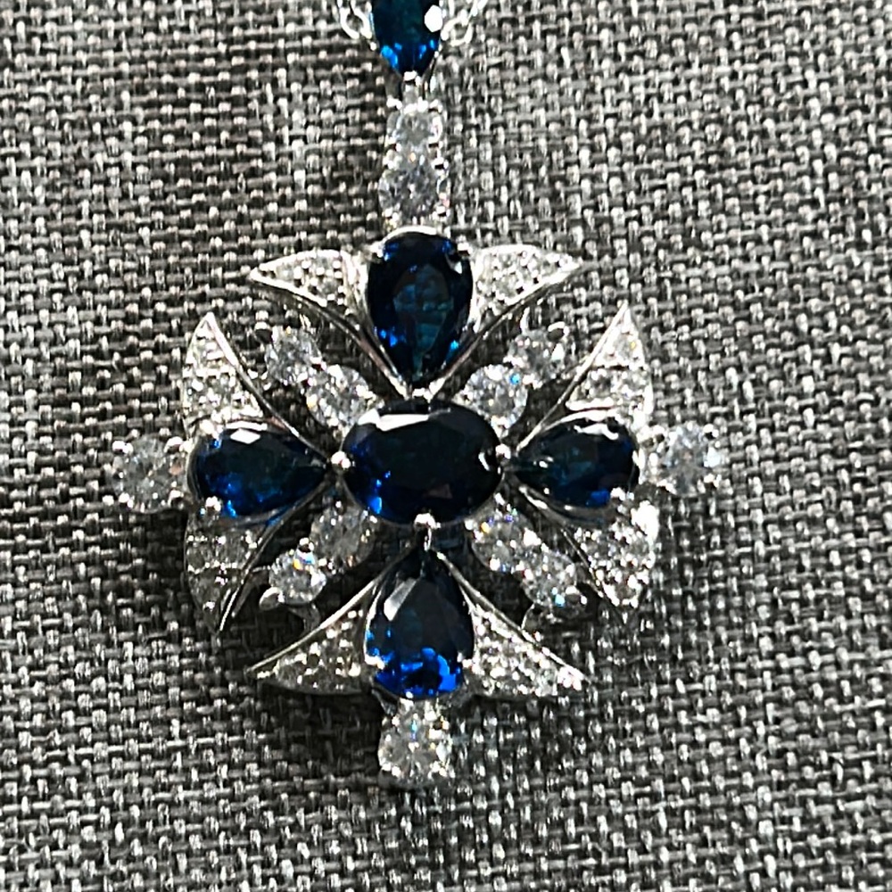 #30 Vintage Silver Pendant,Round Cut Clear Crystals, W Deep Blue Crystal Accents